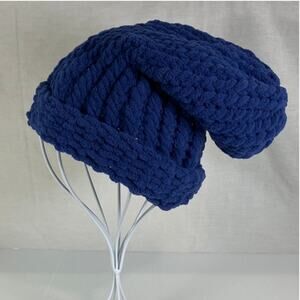 NWT Handmade Chunky Knitted Blue Textured Kid/Teen Slouchy Beanie